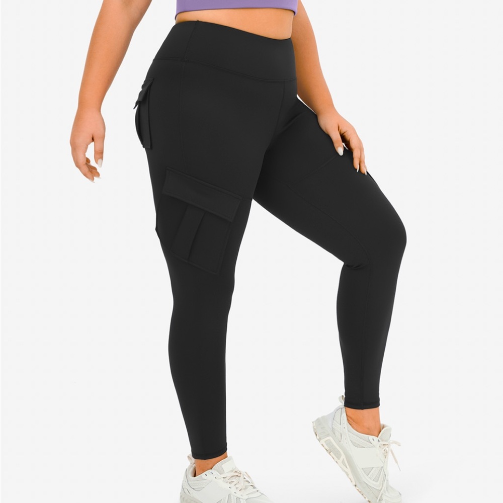 High waisted cargo pocket yoga pants